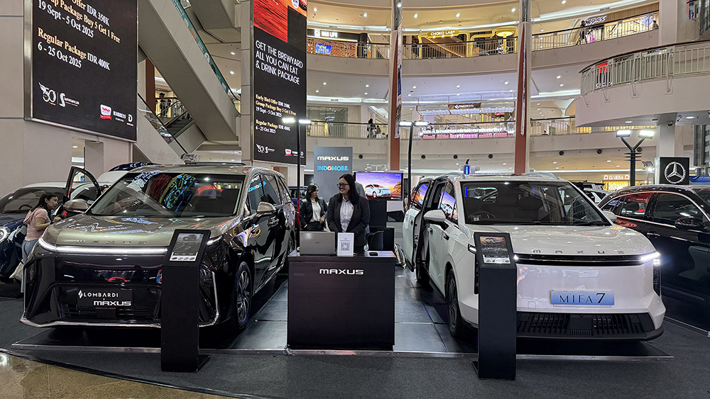 Maxus Pamerkan MIFA 7 & MIFA 9 Lombardi di Mall Kelapa Gading 3